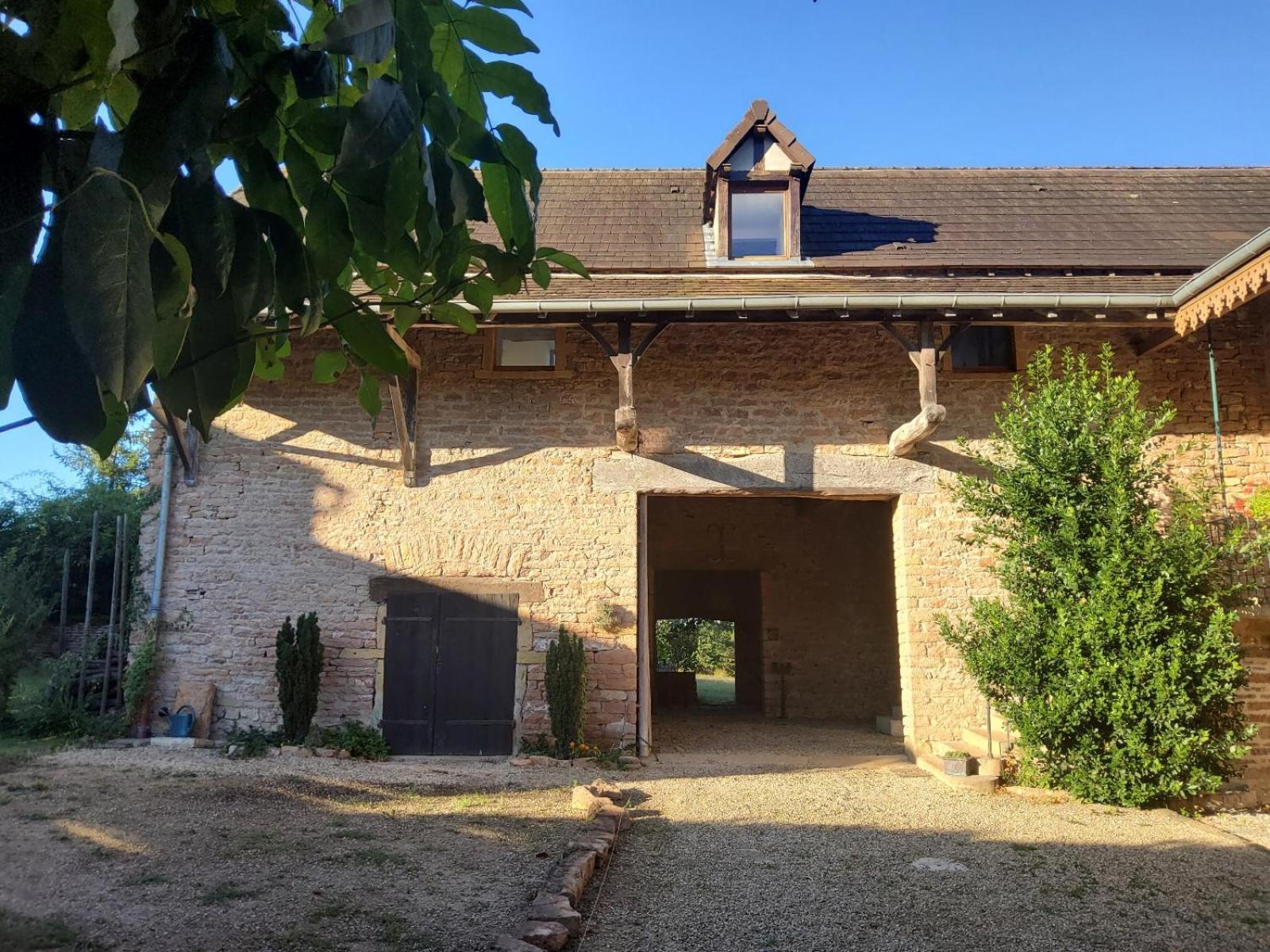 Bed and Breakfast La Parenthese A Etrigny Екстер'єр фото