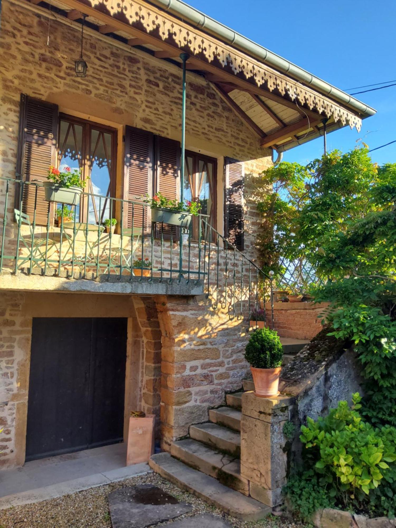 Bed and Breakfast La Parenthese A Etrigny Екстер'єр фото